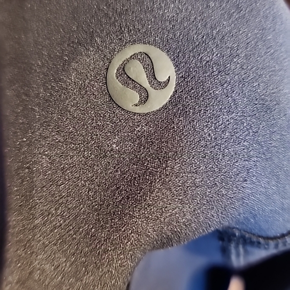 Lululemon capris leggings size 12/xl running - Picture 12 of 13